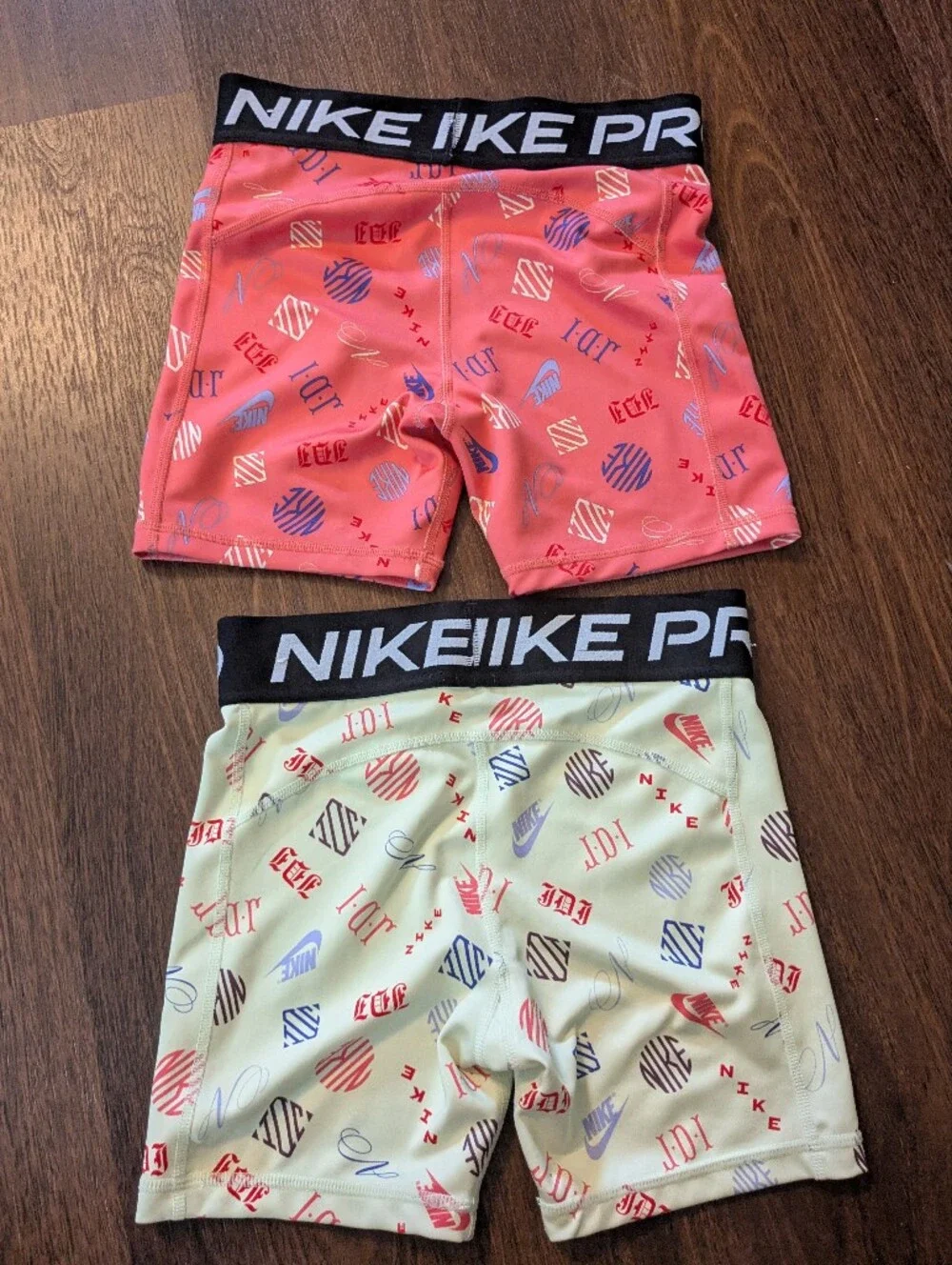 Nike lot children